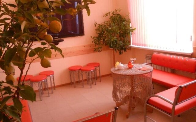 Guest House Lisya Nora