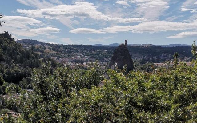 Appartement Aiguilhe, 4 pièces, 6 personnes - FR-1-582-45