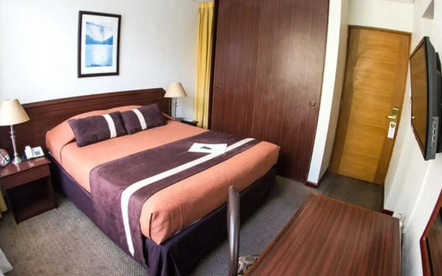 Hotel Alcala del Rio