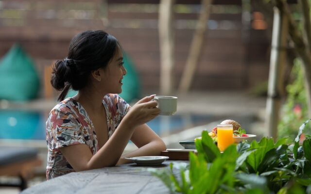 Grandmas Plus Hotel Airport