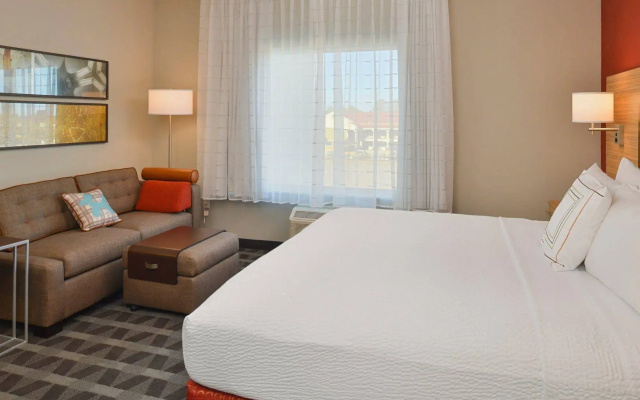 TownePlace Suites by Marriott Laplace