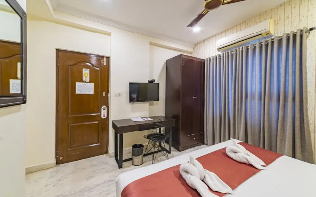 At Home Apartment Hotel