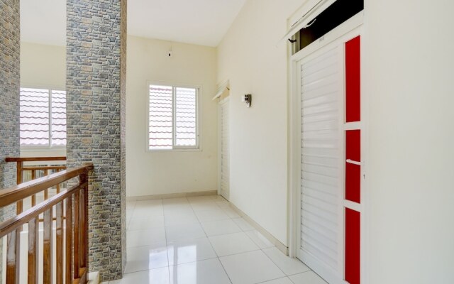 Capital O Inn App Tenggilis