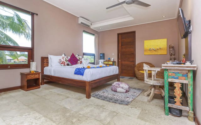 Solo Villas and Retreat