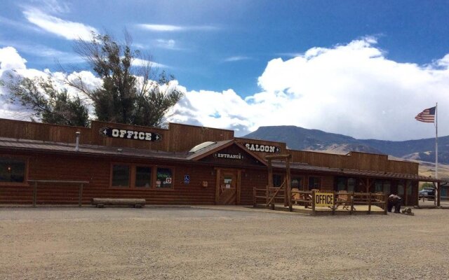 Yellowstone Valley Inn