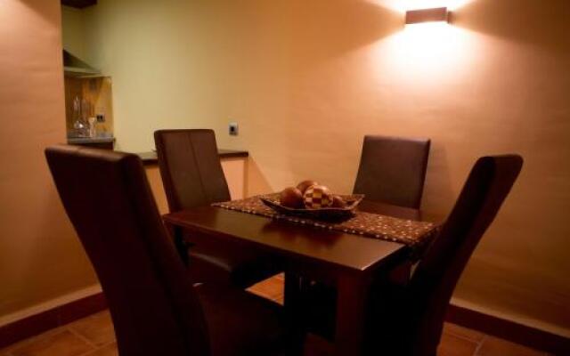 Apartamentos Turisticos Cortijo Garces