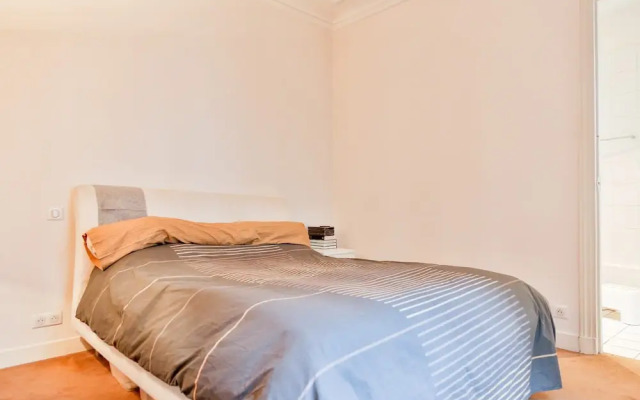 Secret Villiers I Stylish 2 Bed Apt in Villiers