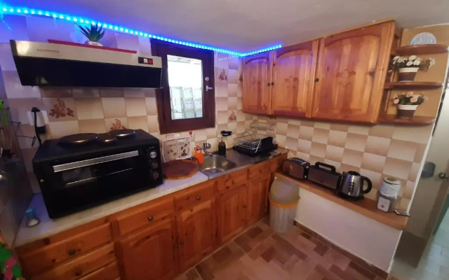 Chiona΄s Apartments by the Sea