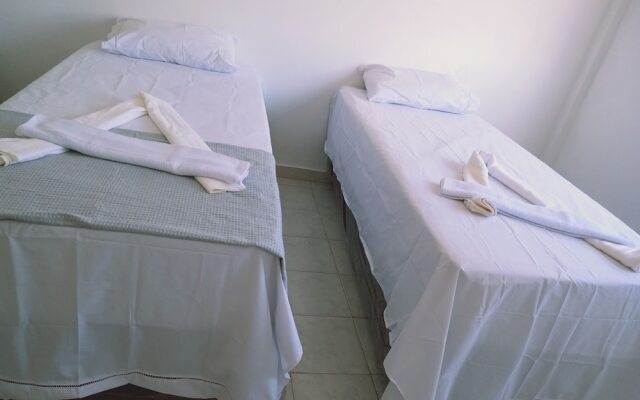 Angelus Hotel & Estacionamento