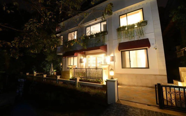 West Lake Reclusive Life Villa Yangmeiling Branch