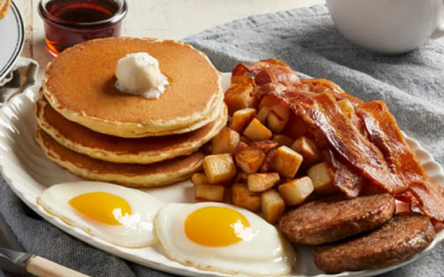 Ramada by Wyndham Cleveland Independence