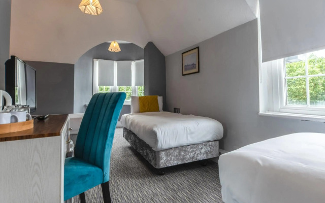The Plough Hotel