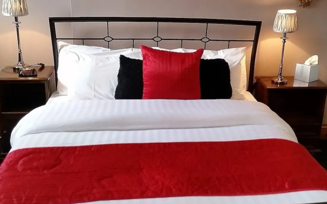 Forresters Bar & Restaurant with Rooms