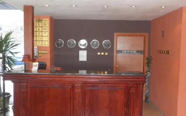 Bor Hotel