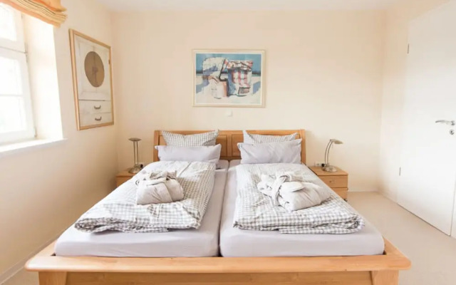 14 Bohler Brise Modern Retreat