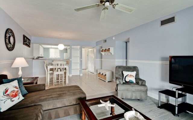 Runaway Bay Resort by BBG