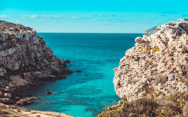 Cala La Luna Resort