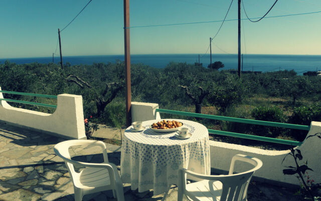 Studios Crete
