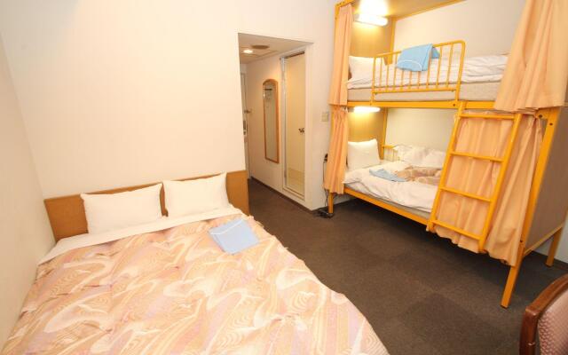 Sakura Hotel Ikebukuro - Hostel