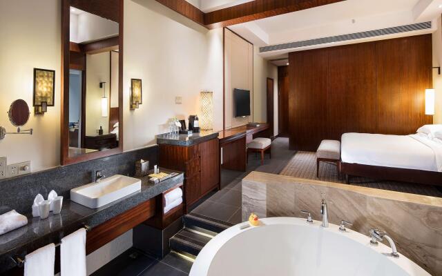 Hilton Sanya Yalong Bay Resort & Spa