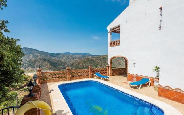 Casa La Encina Alora by Ruralidays