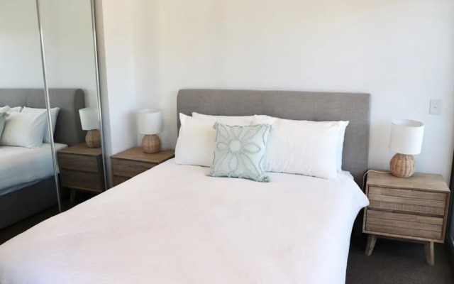 X Kirra Apartments
