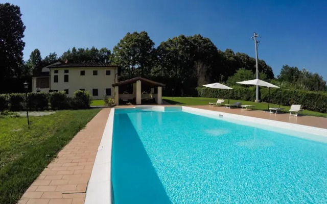 Casale 180