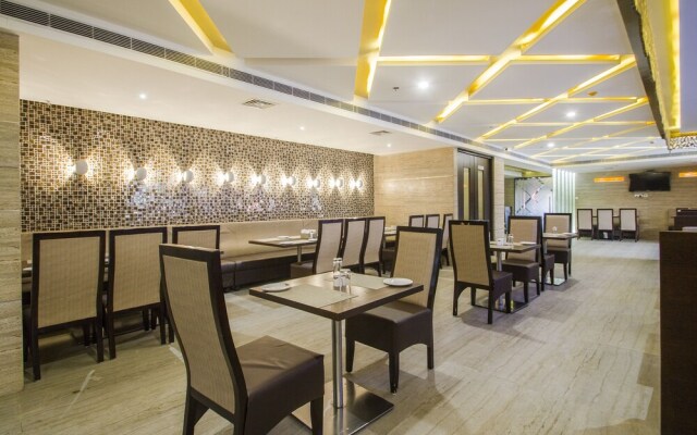 OYO 10127 SVM Grand Uppal