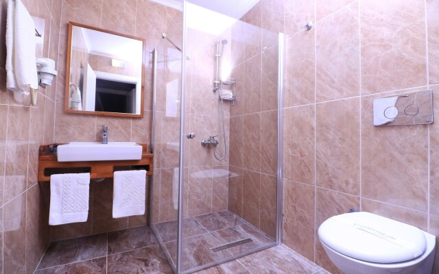 Aypart Otel