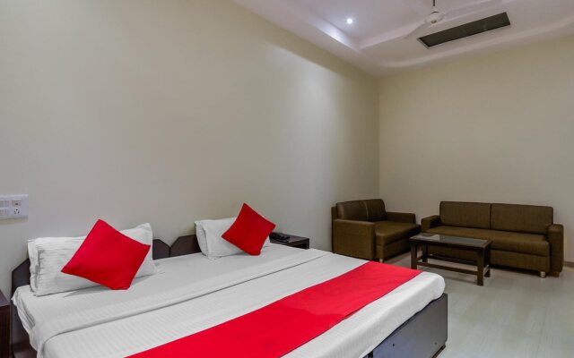 Hotel Rainbow Inn by OYO Rooms