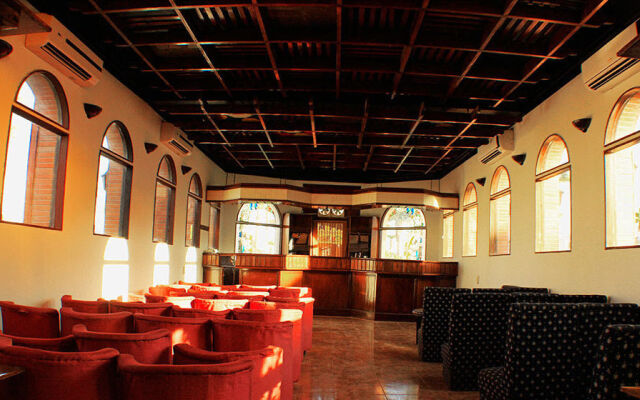 Al Mashrabiya Hotel