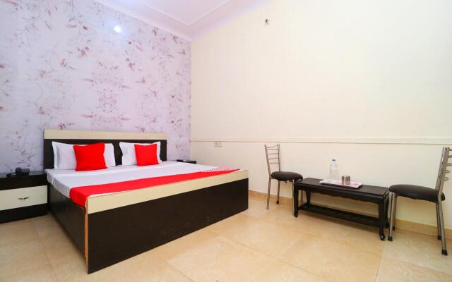 OYO 37903 Best Stay Guest House
