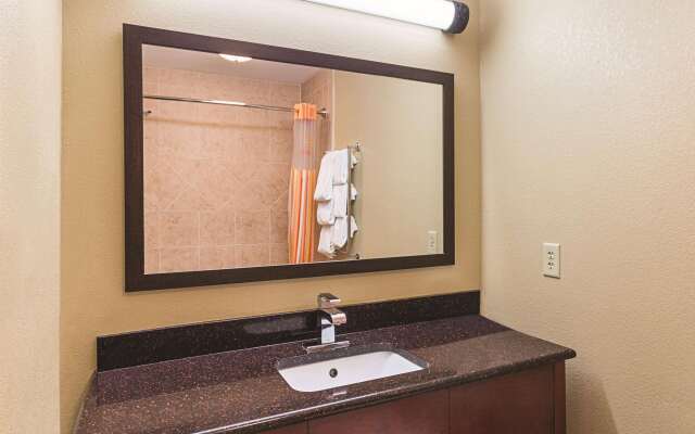 La Quinta Inn & Suites by Wyndham Woodway - Waco South