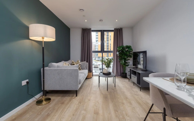 Modern 1-bed Flat in City Centre