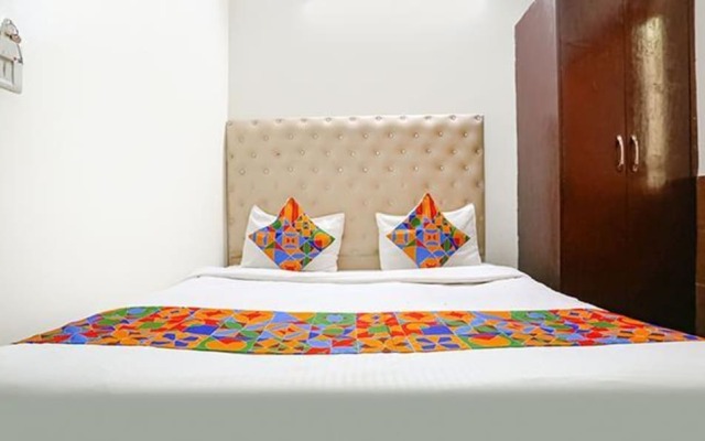 Fabhotel The Lazeez