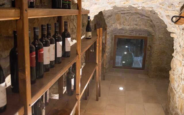 Palazzo Iaquinta - Rooms & Restaurant