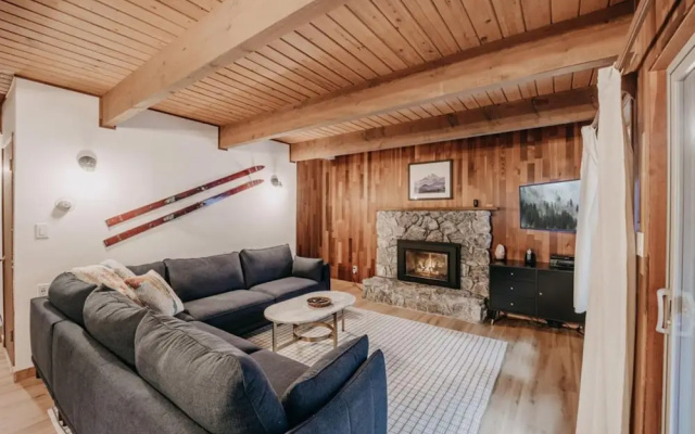 Mt Baker Lodging Cabin 27 - Sleeps 8