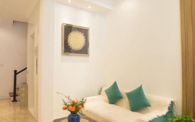 Vyhouse Hanoi Hotel