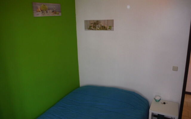 Help Yourself Hostels - Carcavelos