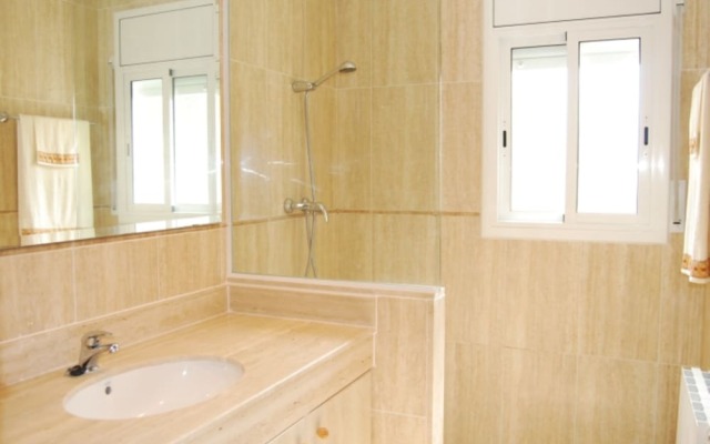 106149 - Villa in Lloret de Mar