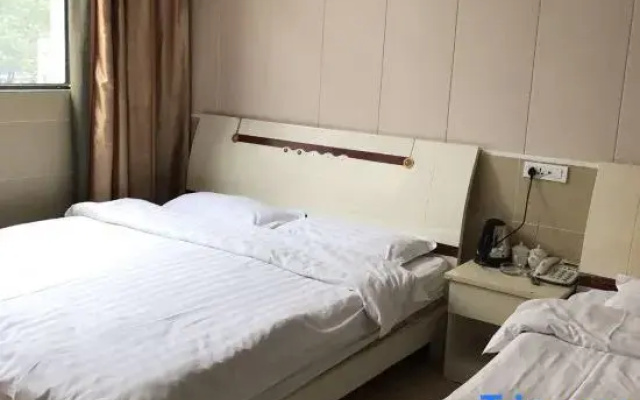Yingbin Business Hotel