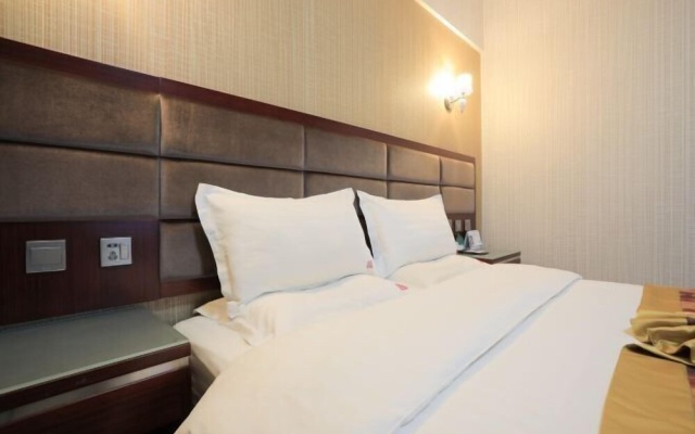 Furui Hotel – Guest Rooms – Altay
