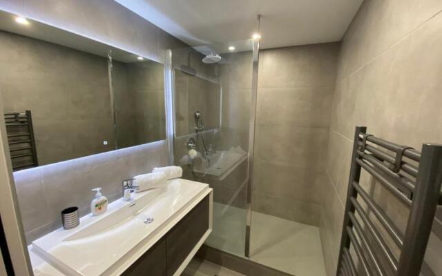 Modern flat 5min from the BEACH