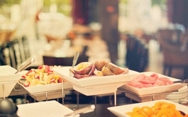 Premier Hotel Cape Town