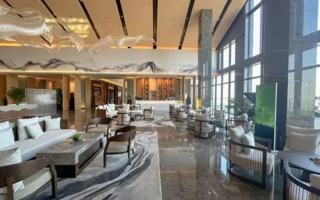 Secan Hotel Qingdao, Curio Collection by Hilton
