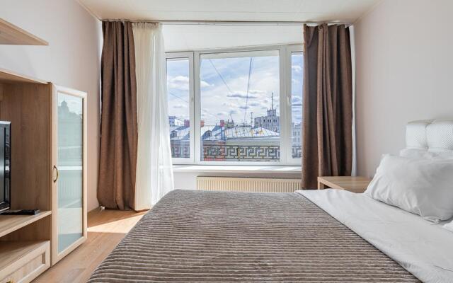 Welcome Home on Ligovsky Ave 105