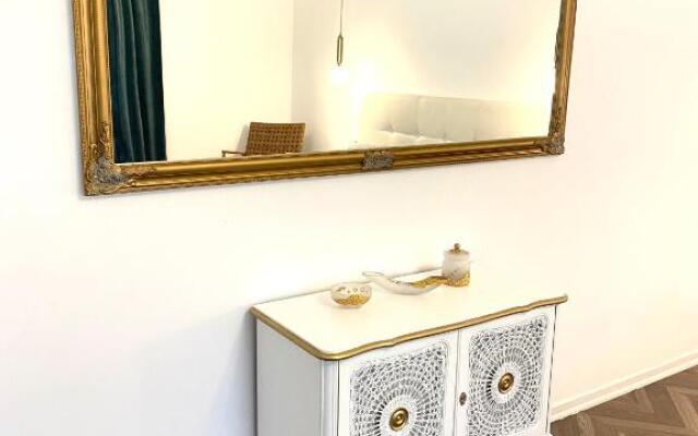 Marble Home by Sandmar