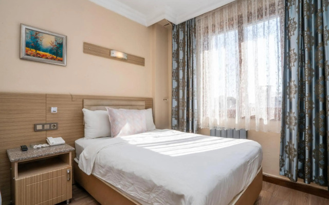 Grand Rei̇s Hotel