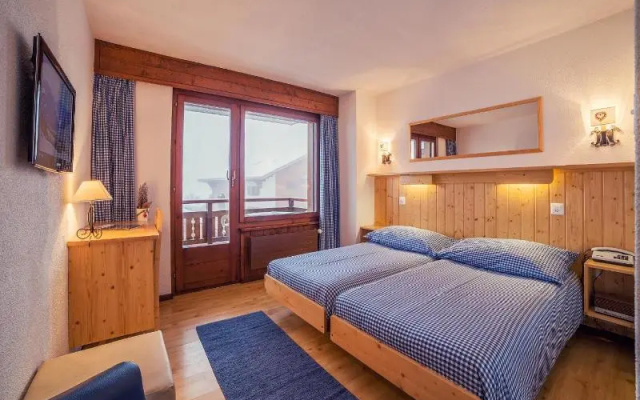 Hotel Mirabeau – Guest Rooms – Val de Bagnes