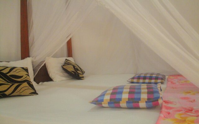 Fort Fifty Inn Guest House & Restaurant